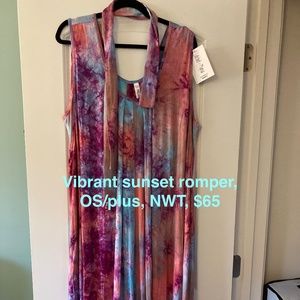 Latched Mama vibrant sunset nursing romper, plus NWT